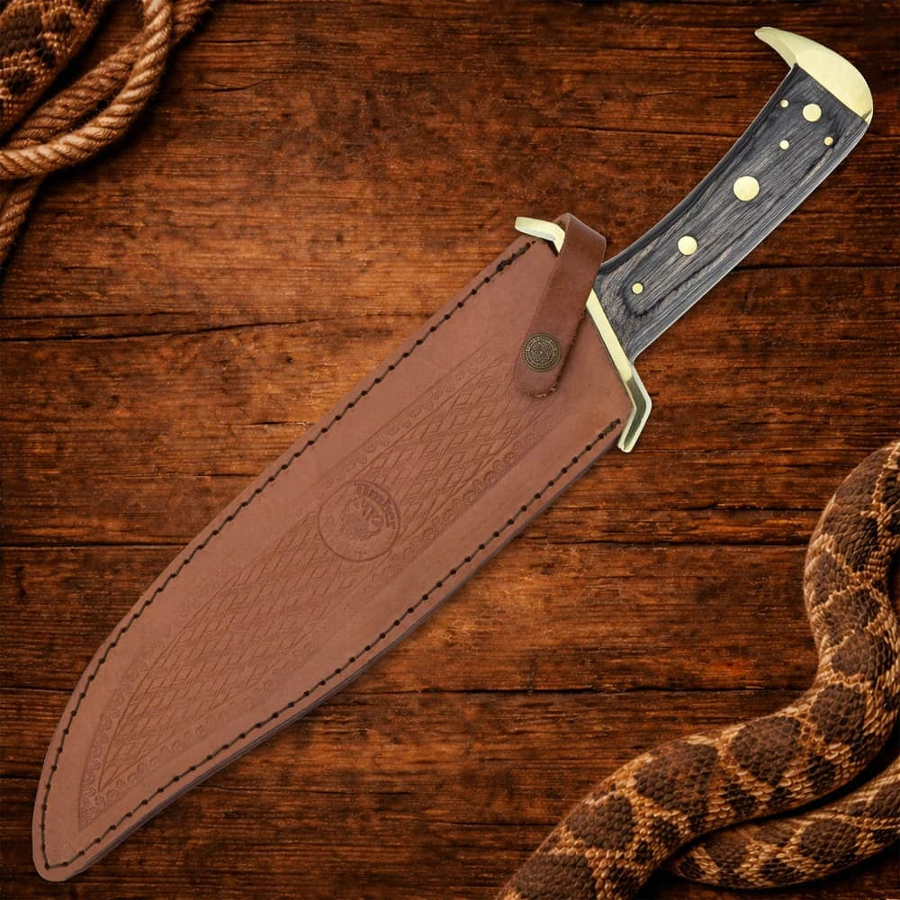 Timber Rattler Western Outlaw Bowie Knife