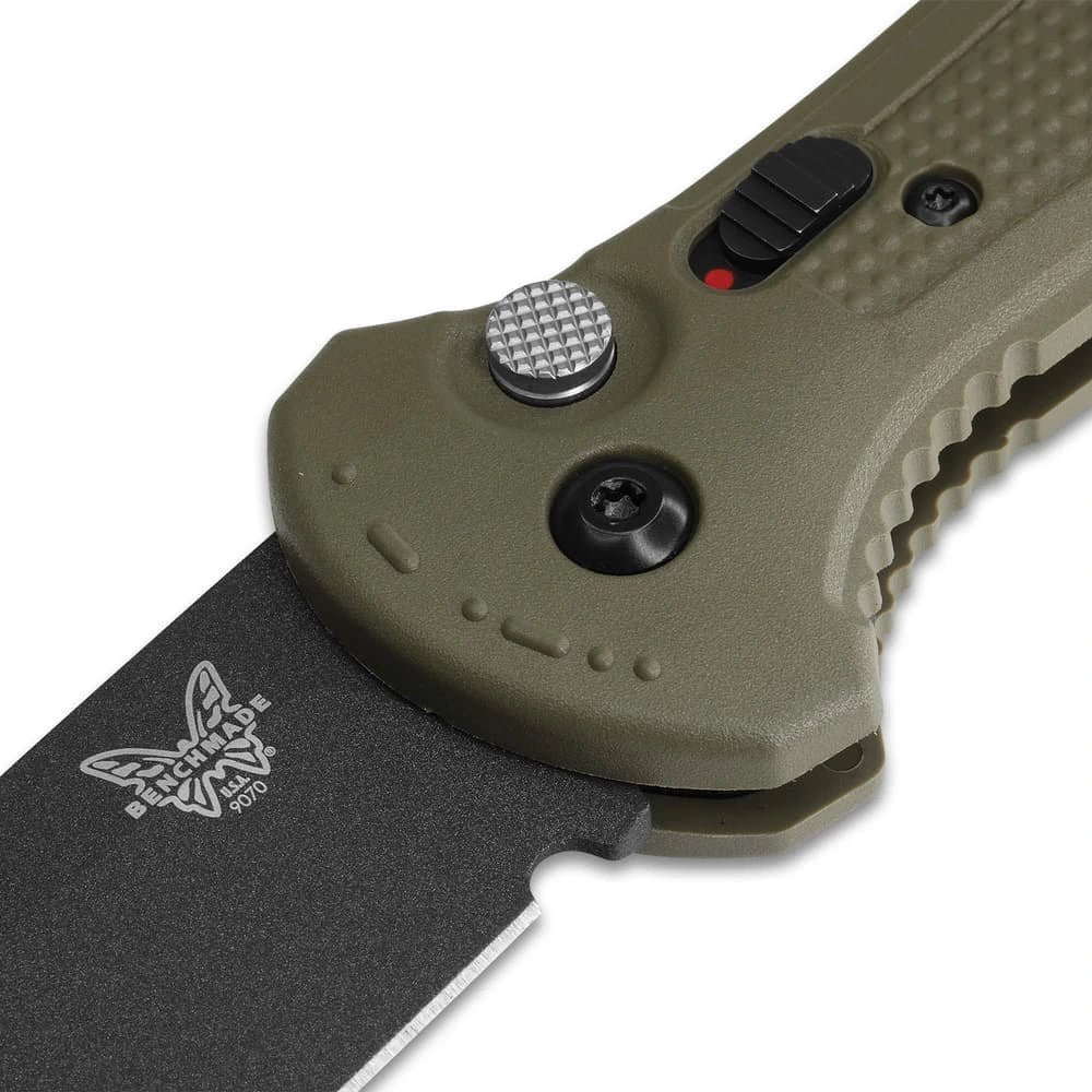 Push-button mechanism with safety Benchmade Claymore