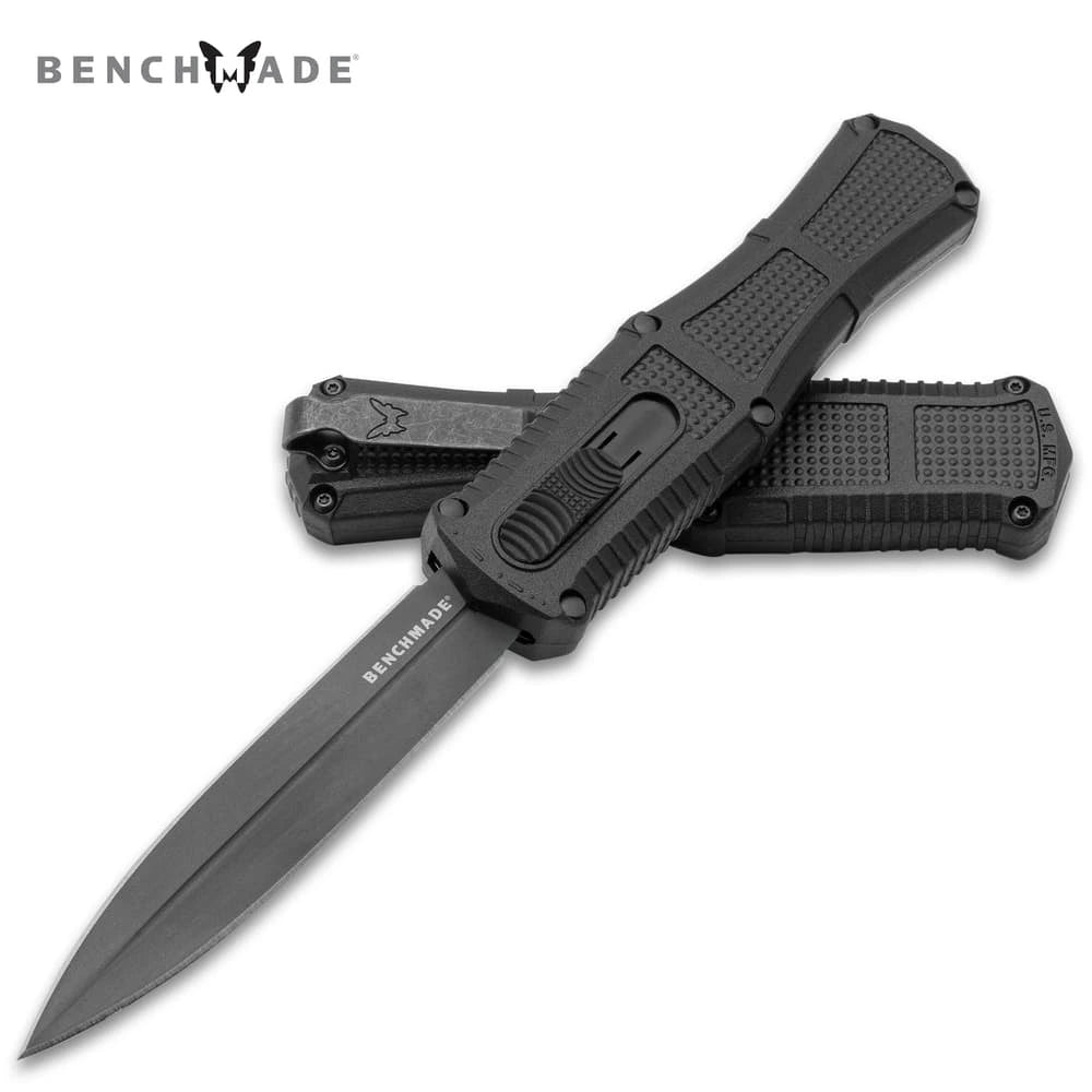 Benchmade Claymore OTF knife fully deployed