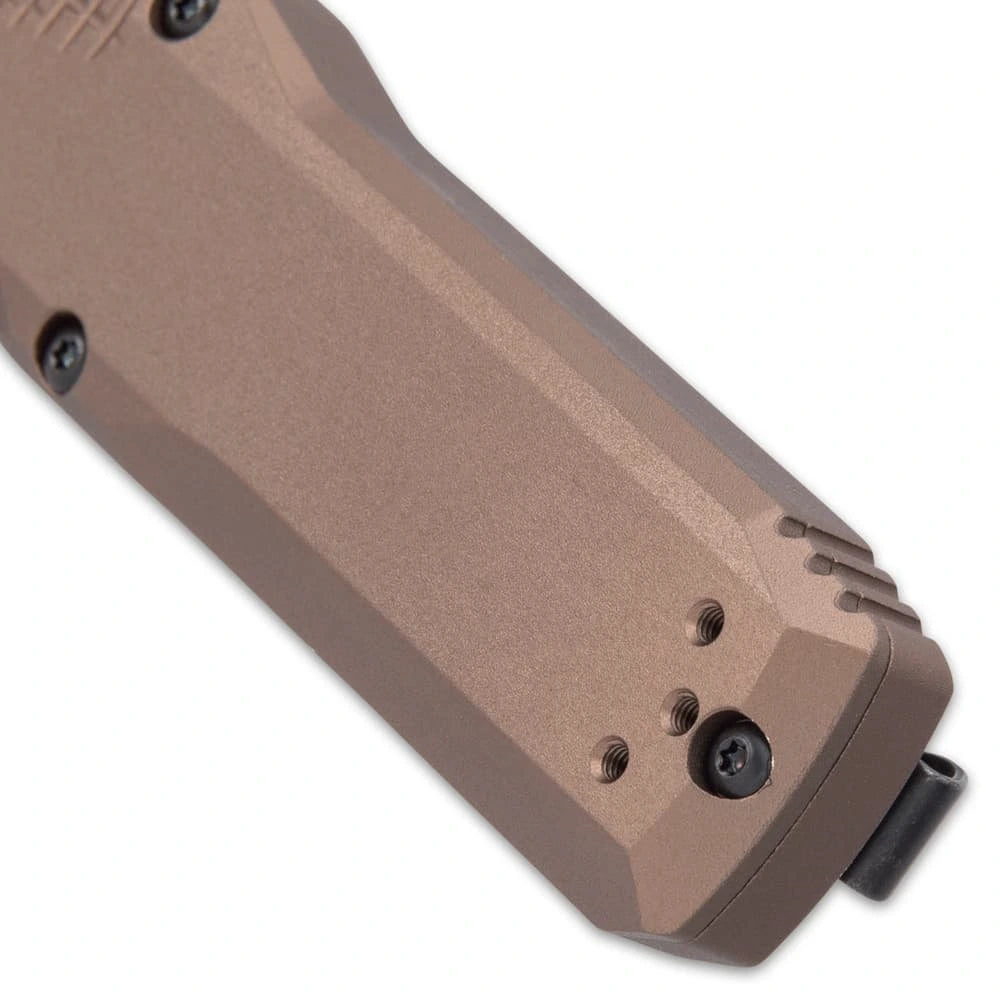 Benchmade Phaeton OTF knife deployed view
