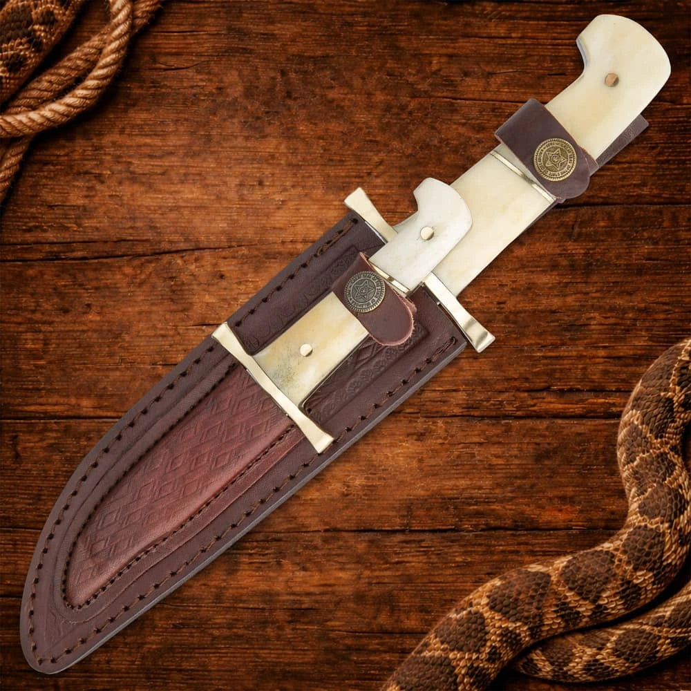 Timber Rattler Camel Bone Bowie Knife Set